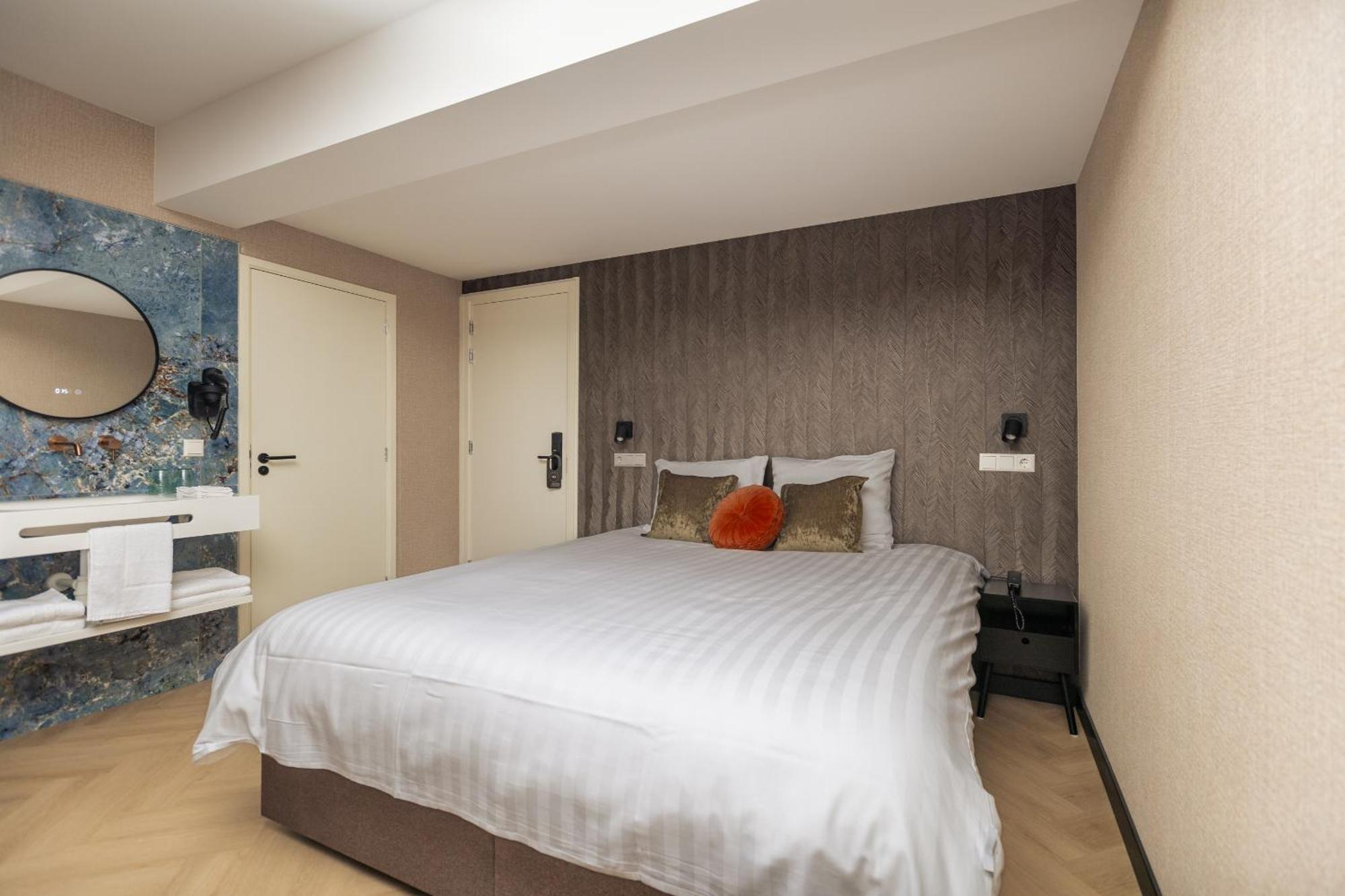Twenty-three Amsterdam Airport Hotel Hoofddorp